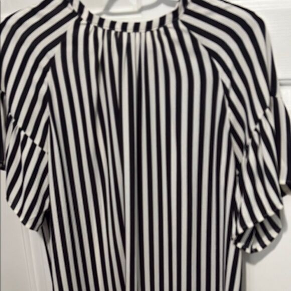 Loft Women's Tie Back Top - Picture 2 of 6